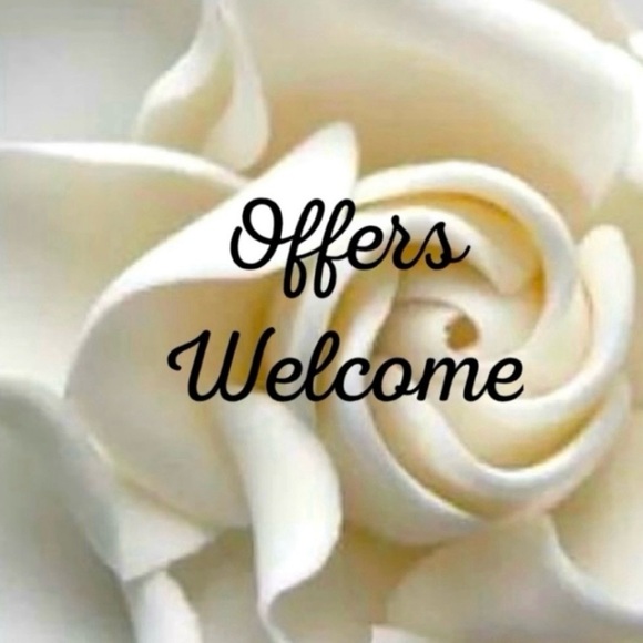 Elegant Silver Necklace with Crystal Accents STUNNING 😍 Brand New❣️ - Picture 5 of 5